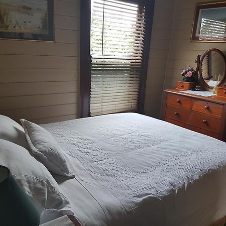 Twomey'S Cottage クイーンズクリフ エクステリア 写真