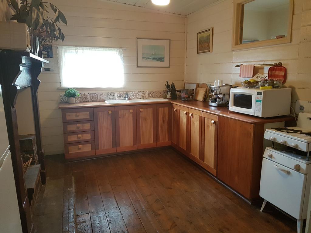 Twomey'S Cottage クイーンズクリフ エクステリア 写真
